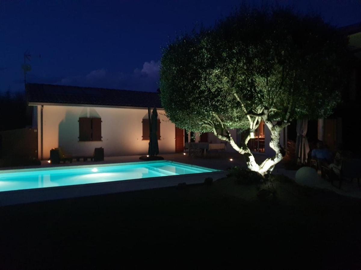 La Planette Bed & Breakfast Aussonne Bagian luar foto