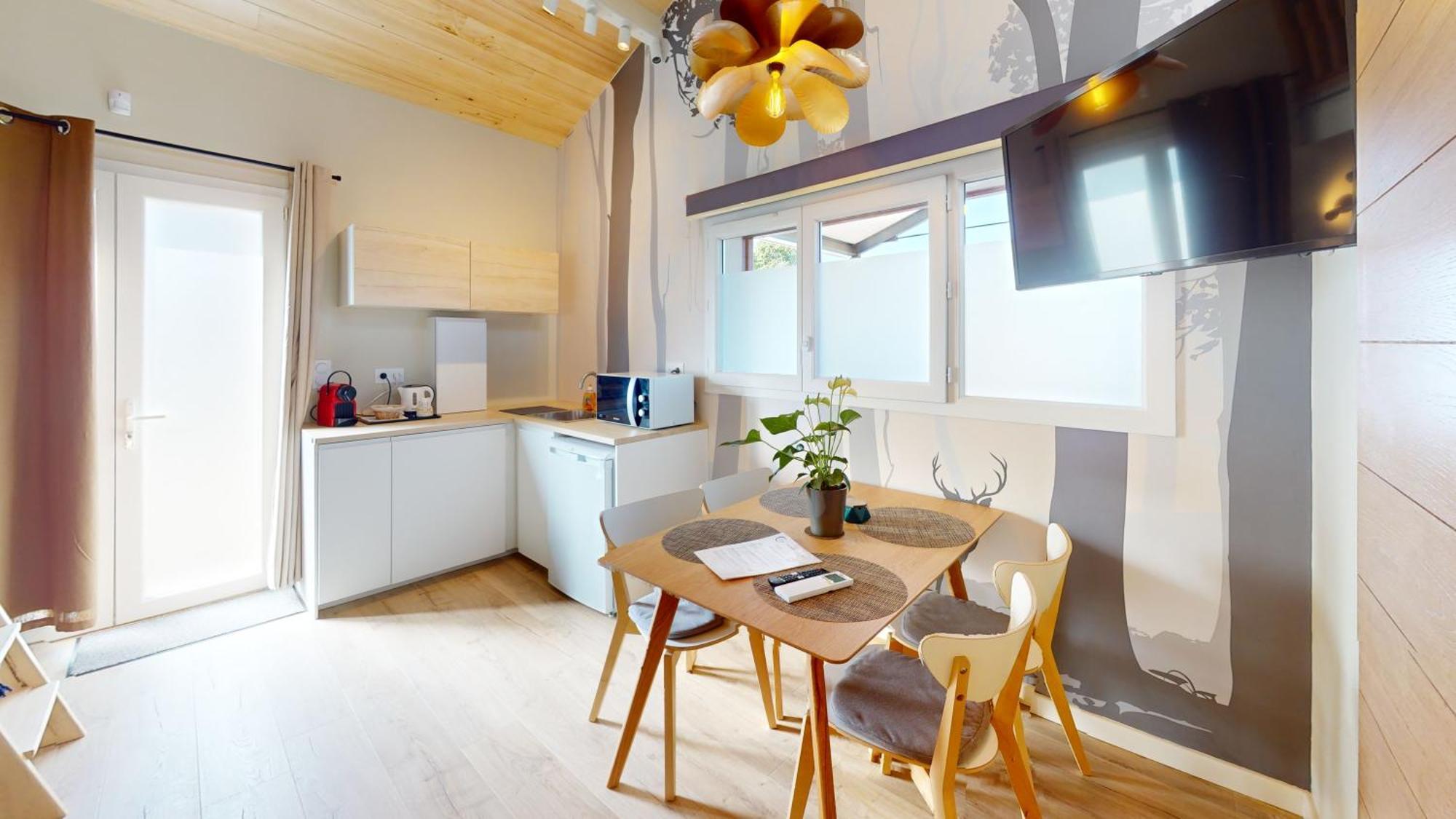 La Planette Bed & Breakfast Aussonne Bagian luar foto